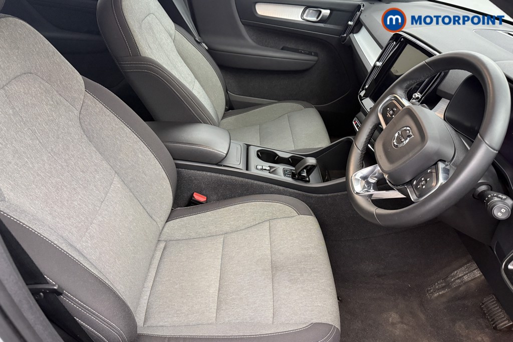 Volvo Xc40 Core Automatic Petrol SUV - Stock Number (1604785) - 18th supplementary image