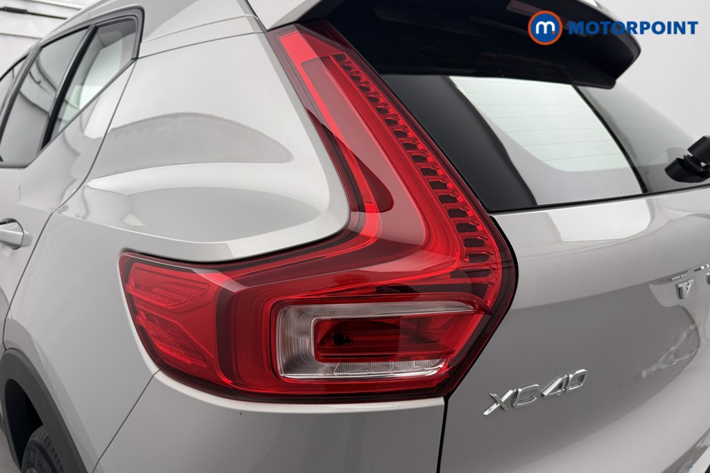 Volvo Xc40 Core Automatic Petrol SUV - Stock Number (1604785) - 27th supplementary image