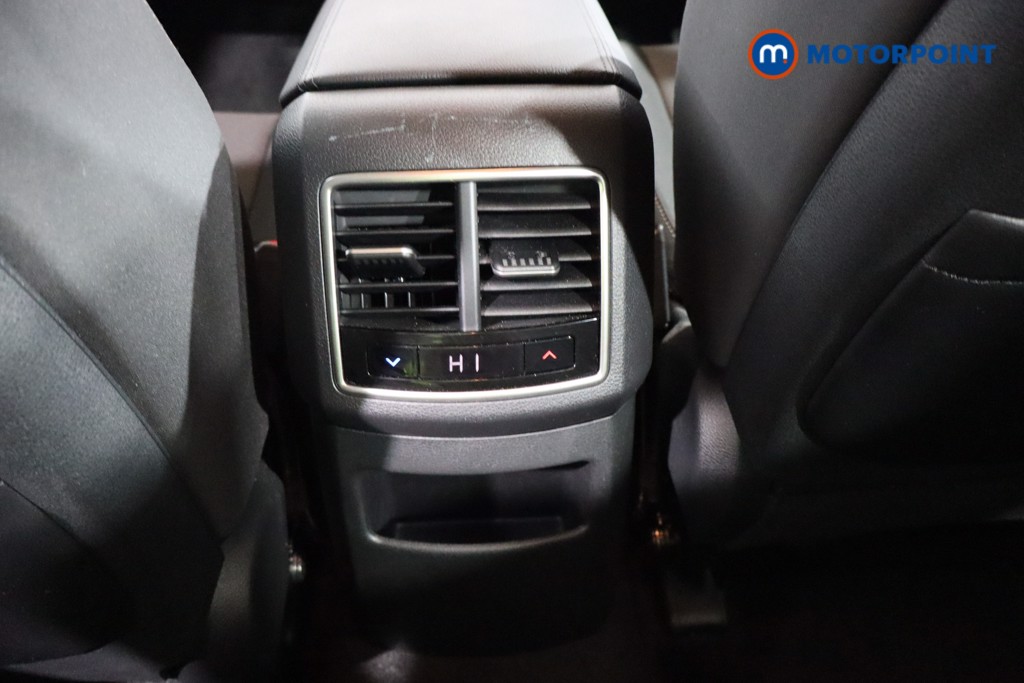 KIA Sportage Pure Automatic Petrol-Electric Hybrid SUV - Stock Number (1605009) - 21st supplementary image