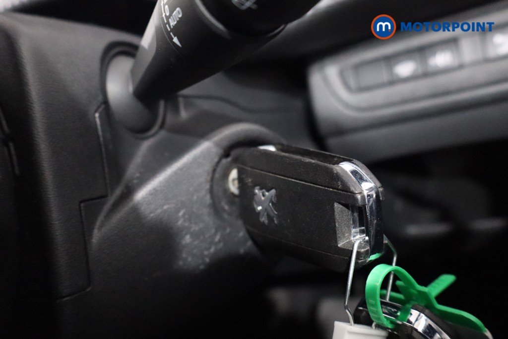 Peugeot 2008 Allure Automatic Petrol SUV - Stock Number (1605396) - 17th supplementary image