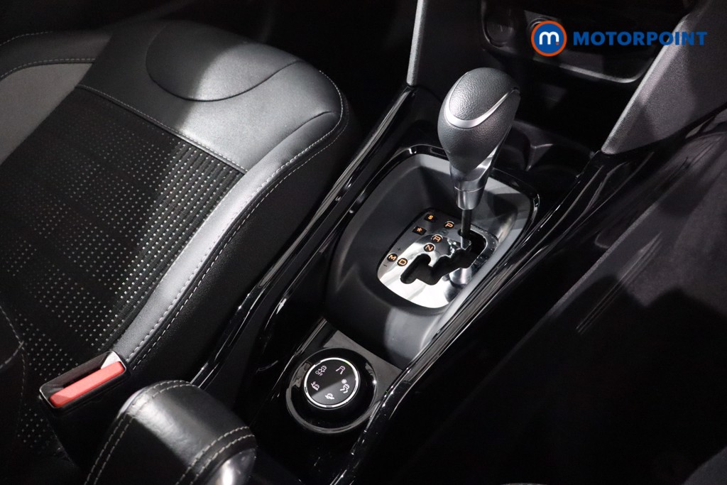 Peugeot 2008 Allure Automatic Petrol SUV - Stock Number (1605396) - 21st supplementary image