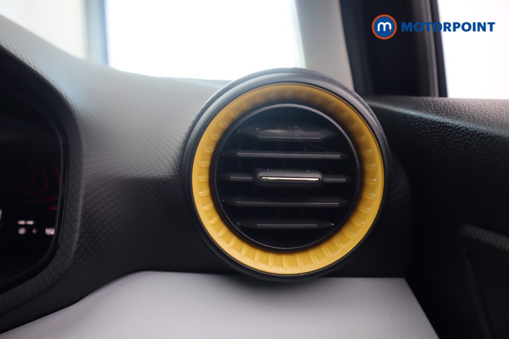 Seat Arona Se Technology Manual Petrol SUV - Stock Number (1605605) - 9th supplementary image