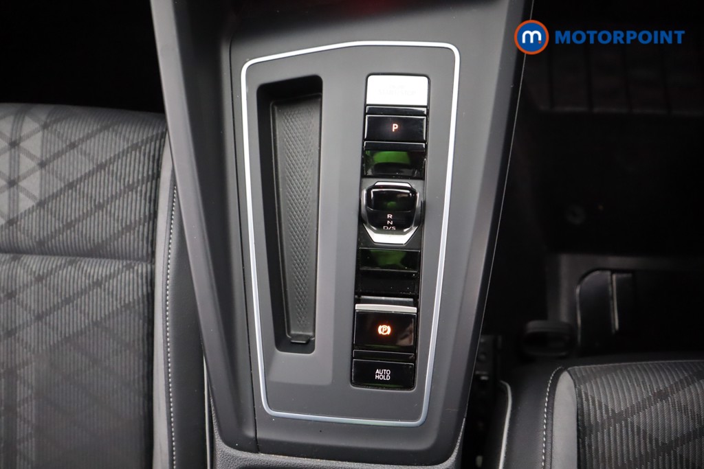 Volkswagen Golf R-Line Automatic Petrol Estate - Stock Number (1605749) - 14th supplementary image