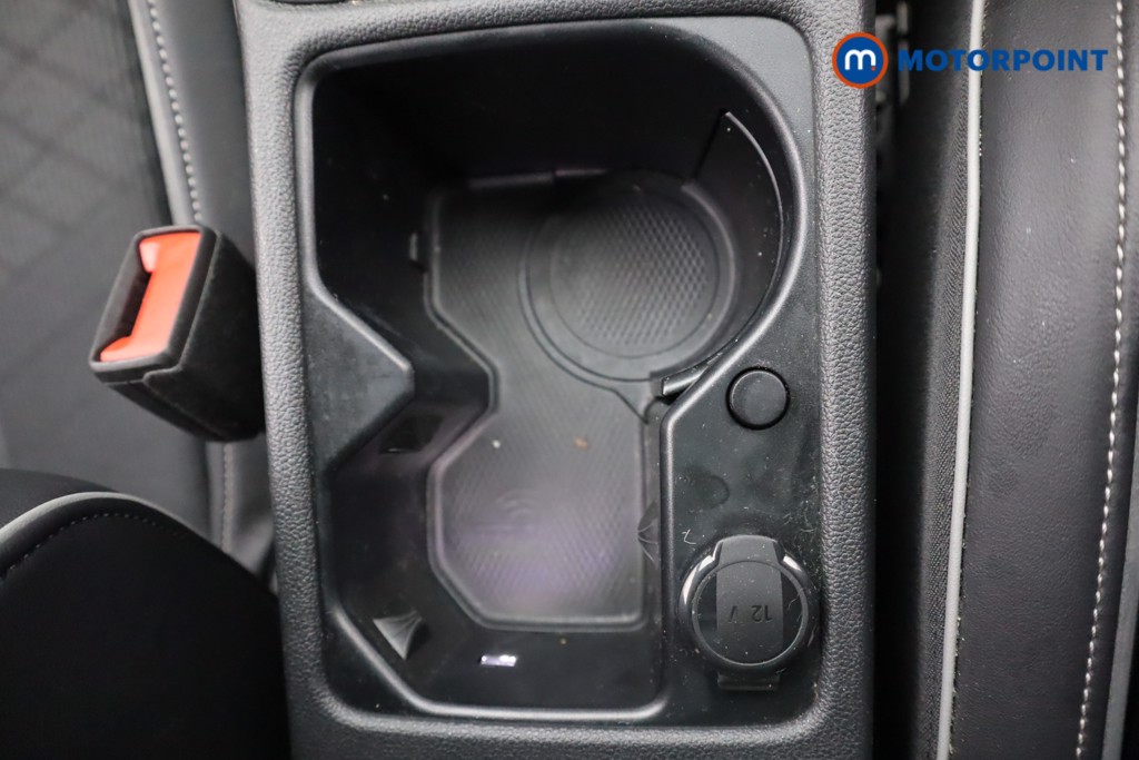 Volkswagen Golf R-Line Automatic Petrol Estate - Stock Number (1605749) - 17th supplementary image