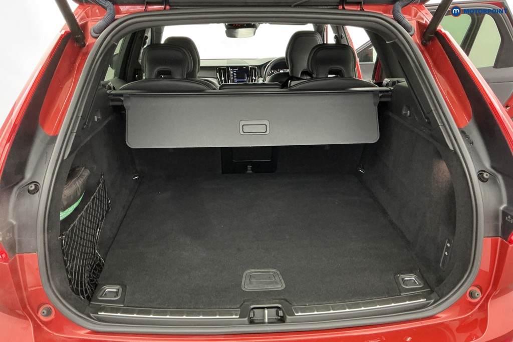 Volvo Xc60 R Design Pro Automatic Petrol Plug-In Hybrid SUV - Stock Number (1595609) - 4th supplementary image