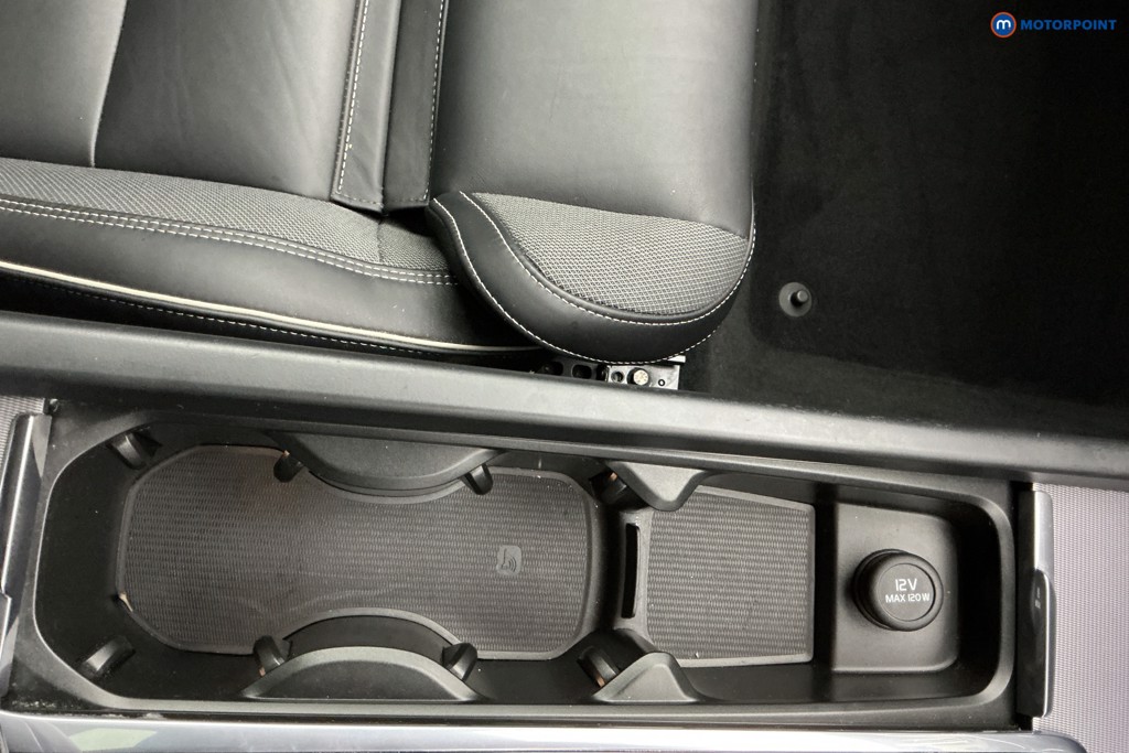 Volvo Xc60 R Design Pro Automatic Petrol Plug-In Hybrid SUV - Stock Number (1595609) - 16th supplementary image
