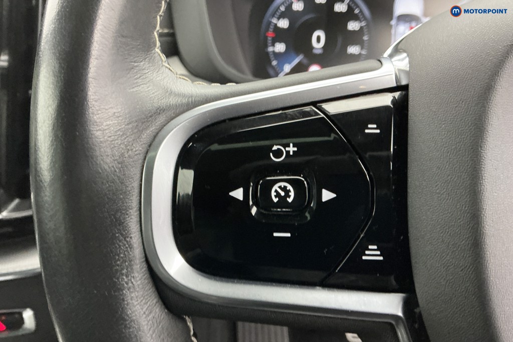 Volvo Xc60 R Design Pro Automatic Petrol Plug-In Hybrid SUV - Stock Number (1595609) - 19th supplementary image