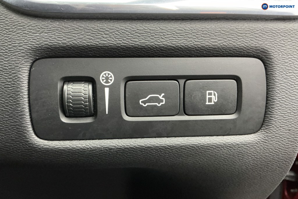 Volvo Xc60 R Design Pro Automatic Petrol Plug-In Hybrid SUV - Stock Number (1595609) - 21st supplementary image