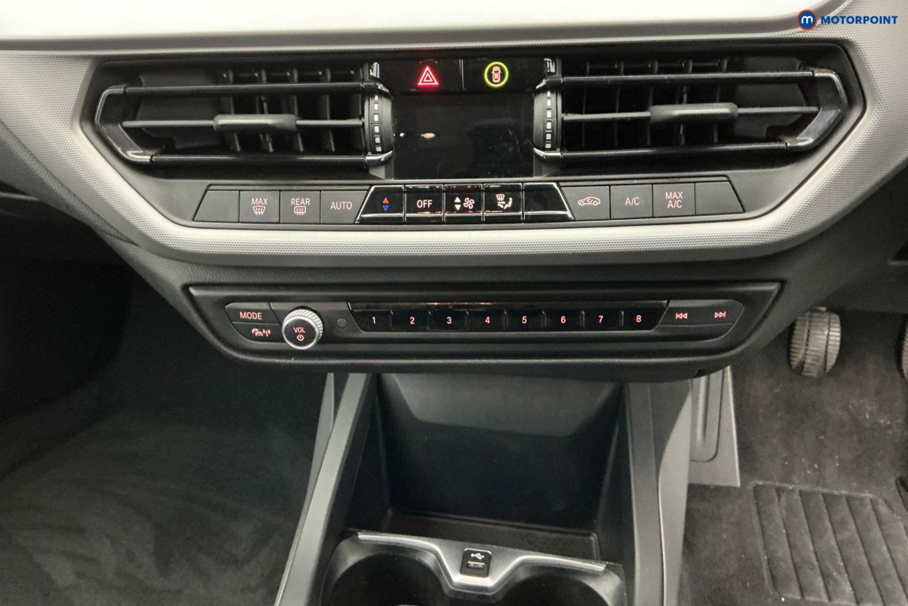 BMW 1 Series SE Manual Diesel Hatchback - Stock Number (1603286) - 18th supplementary image