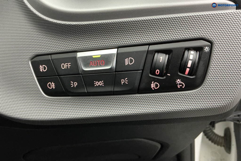 BMW 1 Series SE Manual Diesel Hatchback - Stock Number (1603286) - 22nd supplementary image