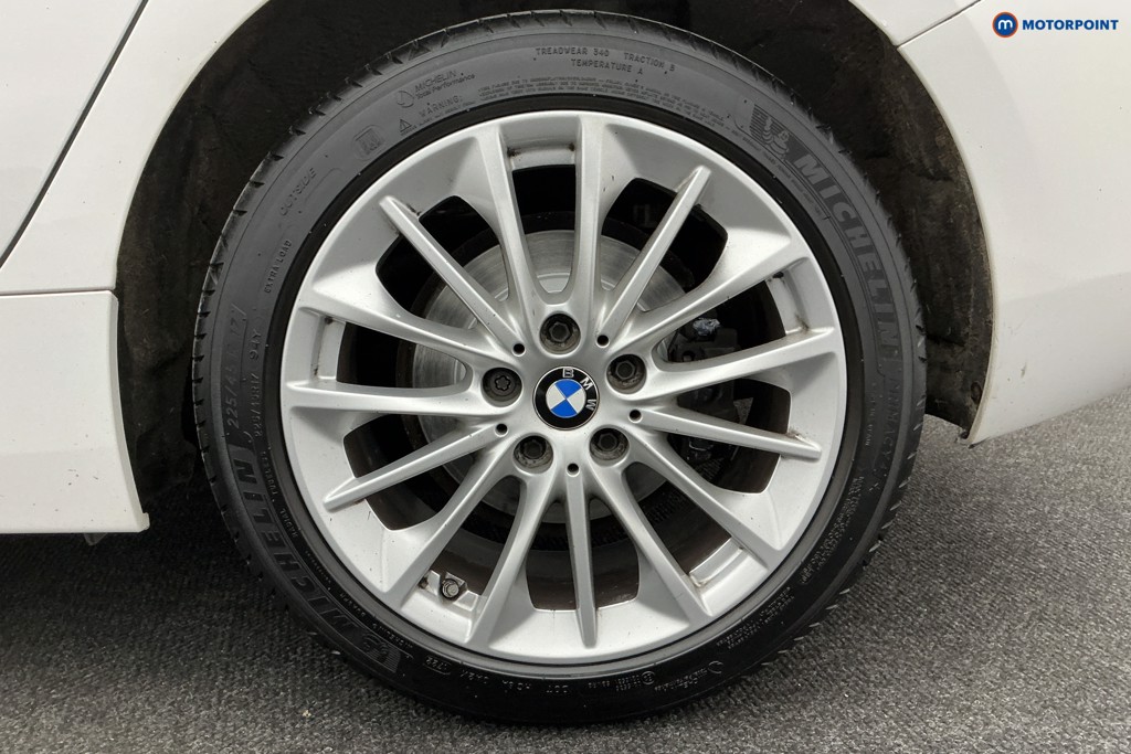 BMW 1 Series SE Manual Diesel Hatchback - Stock Number (1603286) - 36th supplementary image