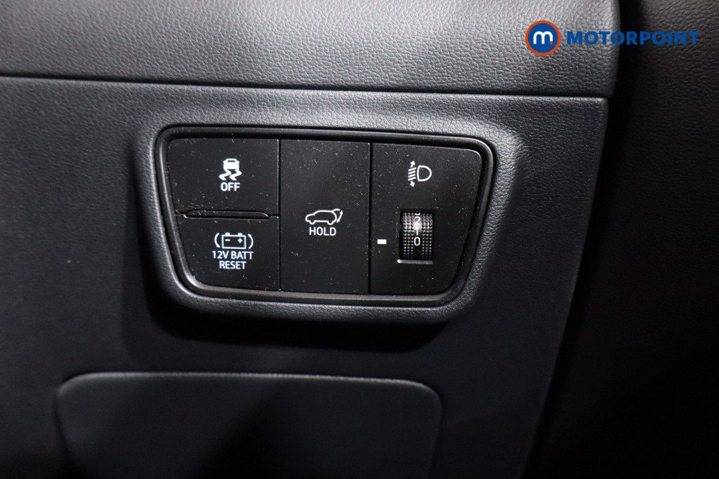 Hyundai Tucson Ultimate Automatic Petrol-Electric Hybrid SUV - Stock Number (1604501) - 19th supplementary image