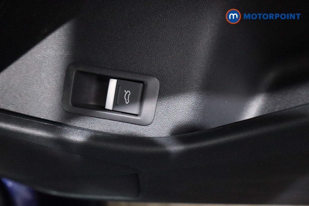 Audi Q4 Sport Automatic Electric SUV - Stock Number (1604511) - 23rd supplementary image