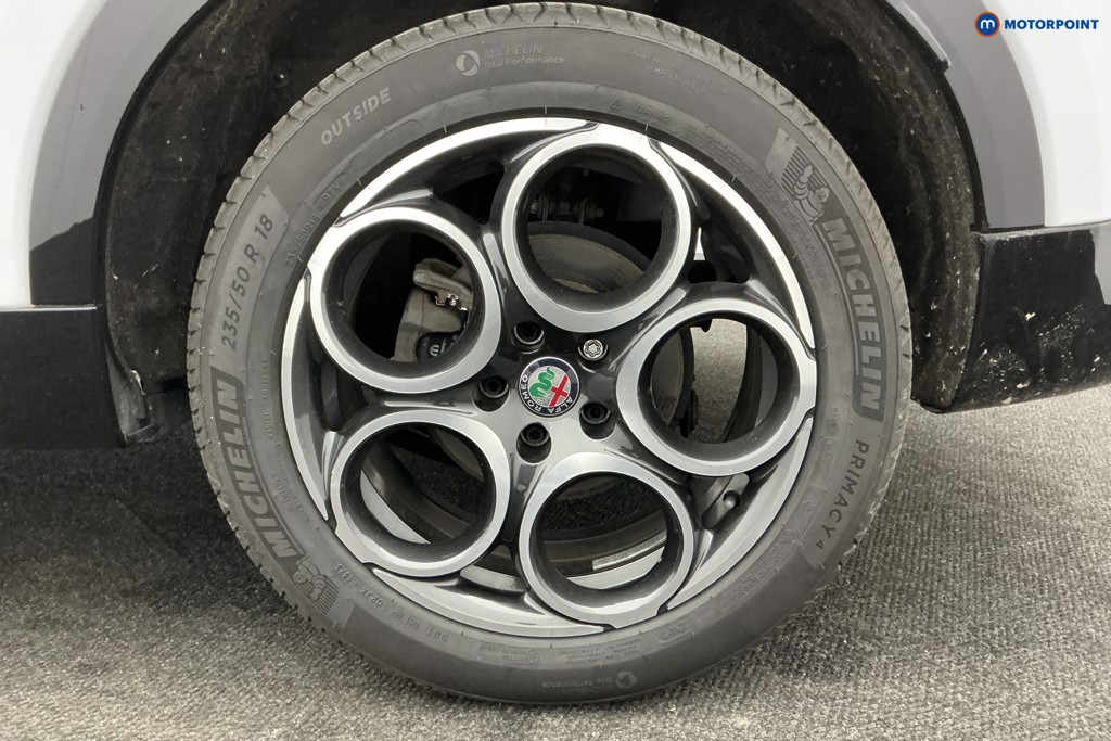 Alfa Romeo Tonale TI Automatic Petrol SUV - Stock Number (1582072) - 38th supplementary image