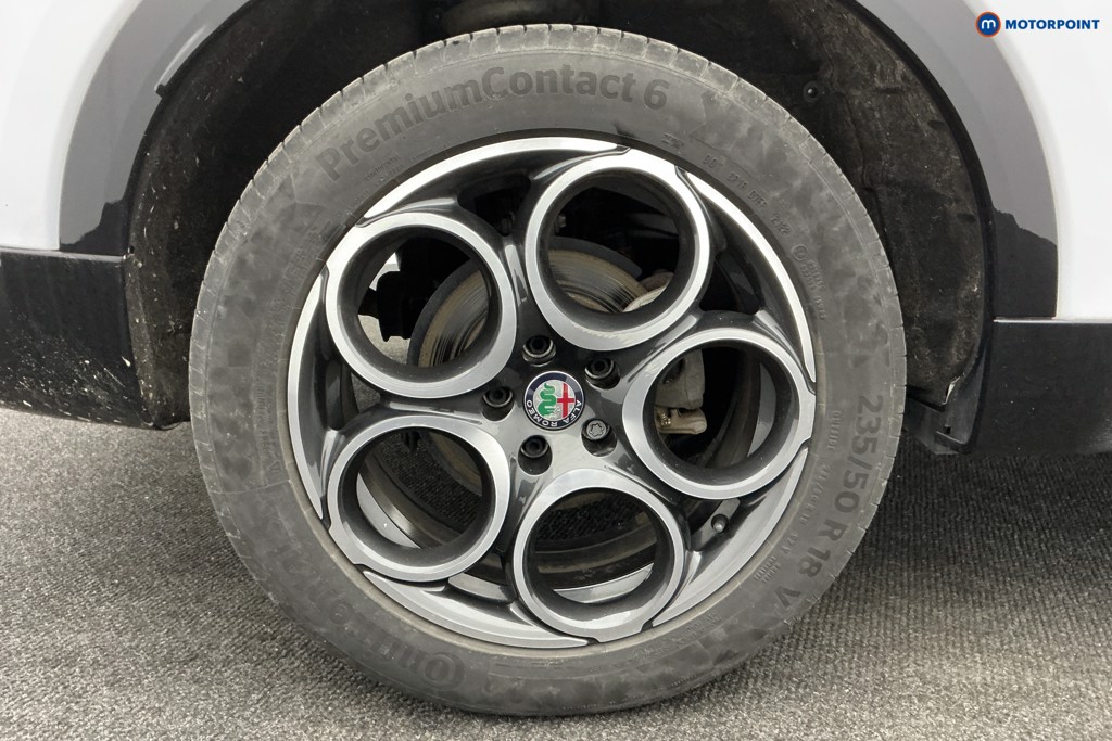 Alfa Romeo Tonale TI Automatic Petrol SUV - Stock Number (1582072) - 39th supplementary image