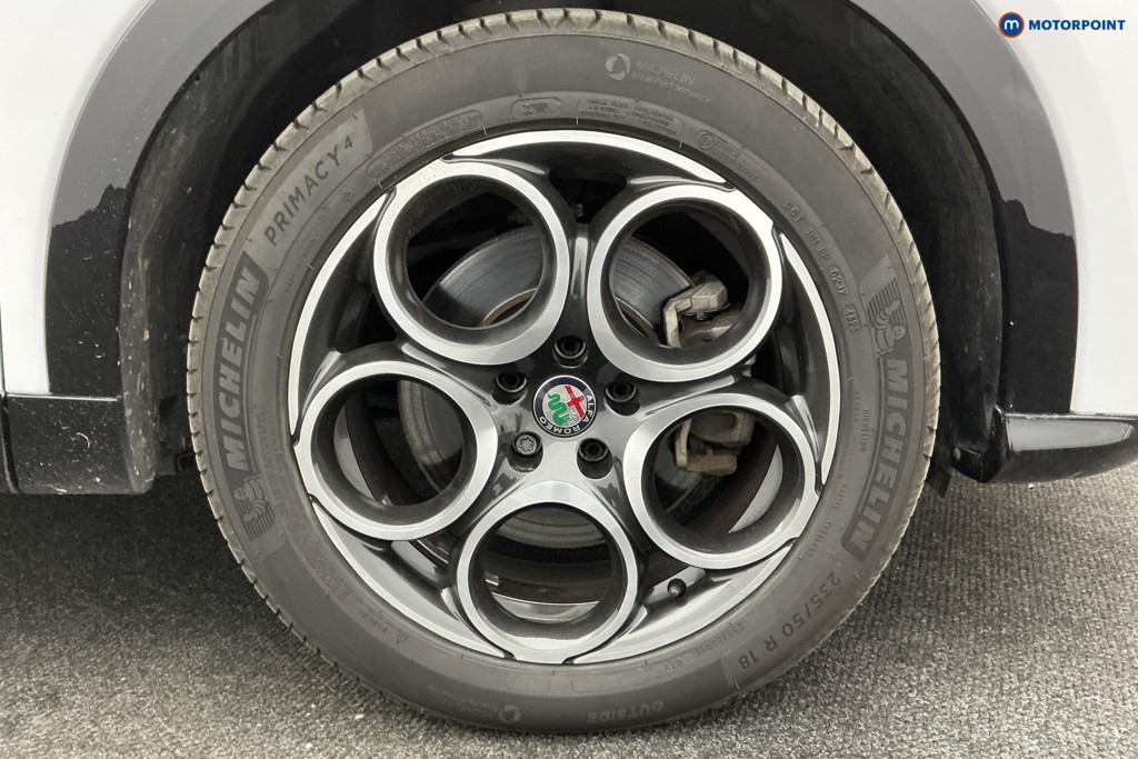 Alfa Romeo Tonale TI Automatic Petrol SUV - Stock Number (1582072) - 40th supplementary image