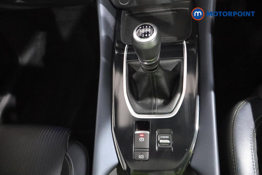 Nissan Qashqai Tekna Manual Petrol SUV - Stock Number (1582542) - 3rd supplementary image