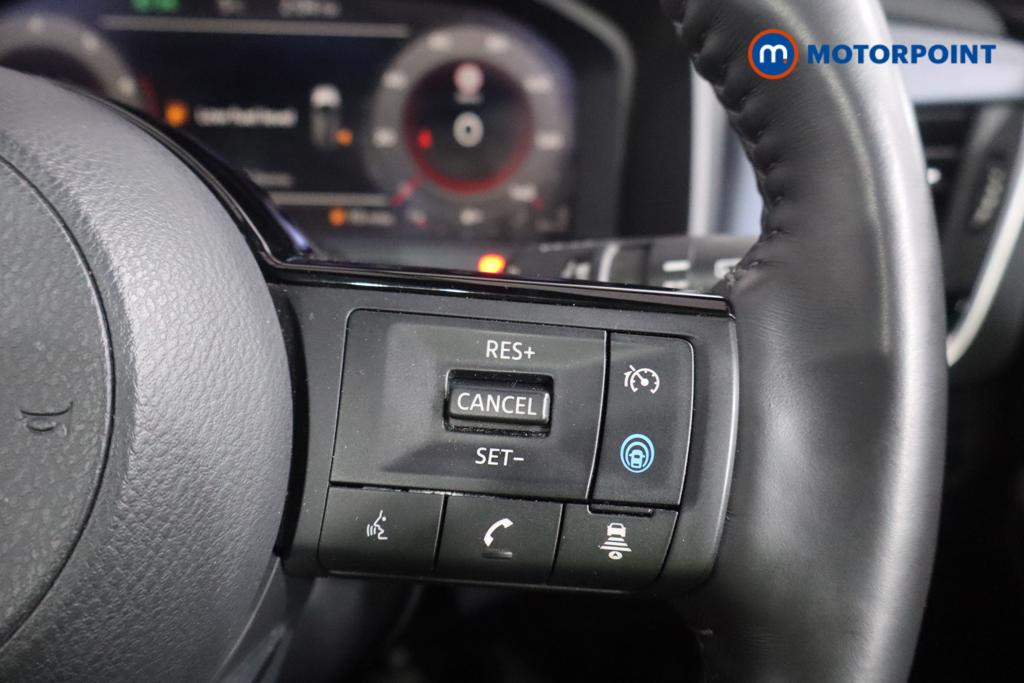 Nissan Qashqai Tekna Manual Petrol SUV - Stock Number (1582542) - 7th supplementary image