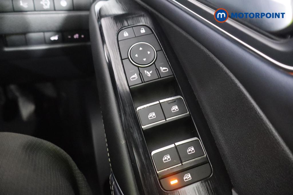 Nissan Qashqai Tekna Manual Petrol SUV - Stock Number (1582542) - 11th supplementary image