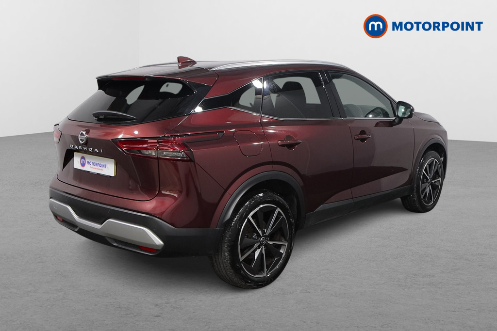 Nissan Qashqai Tekna Manual Petrol SUV - Stock Number (1582542) - Drivers side rear corner