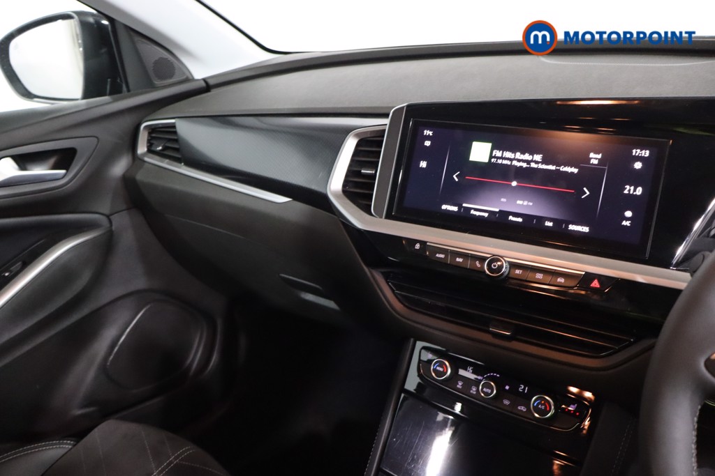 Vauxhall Grandland Ultimate Manual Petrol SUV - Stock Number (1590454) - 3rd supplementary image