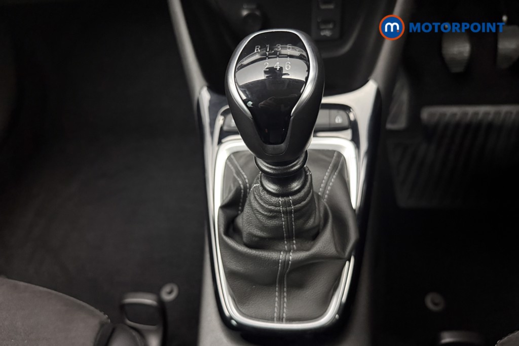 Vauxhall Crossland Ultimate Manual Diesel SUV - Stock Number (1592086) - 7th supplementary image