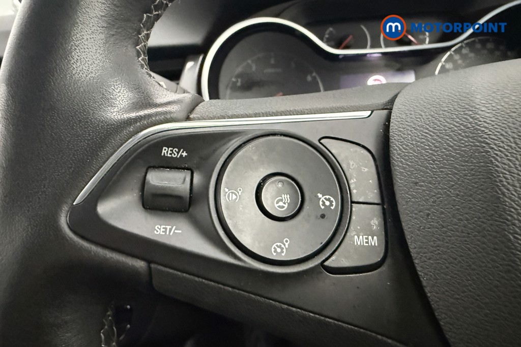 Vauxhall Crossland Ultimate Manual Diesel SUV - Stock Number (1592086) - 14th supplementary image