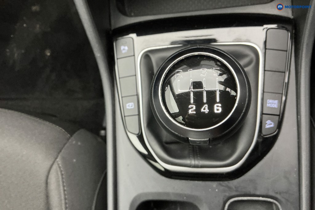 Hyundai Tucson Se Connect Manual Petrol SUV - Stock Number (1596519) - 17th supplementary image