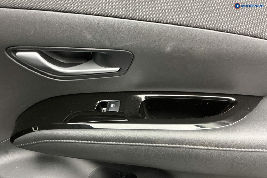 Hyundai Tucson Se Connect Manual Petrol SUV - Stock Number (1596519) - 27th supplementary image