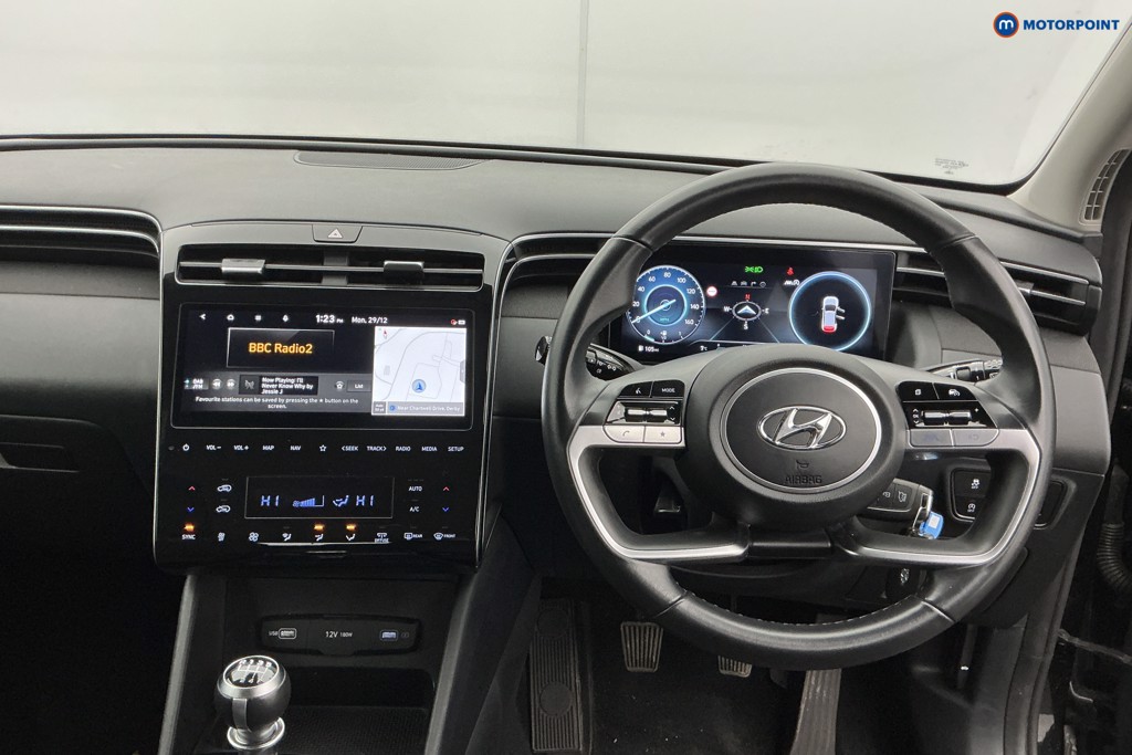 Hyundai Tucson Se Connect Manual Petrol SUV - Stock Number (1596519) - 1st supplementary image