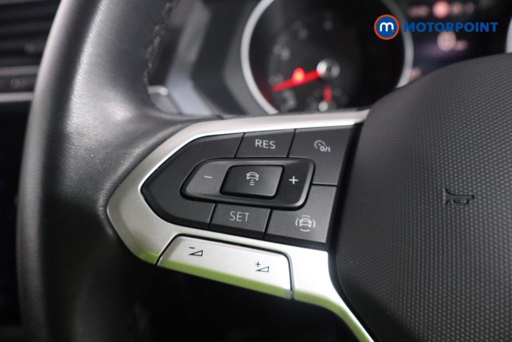 Volkswagen Tiguan Life Automatic Petrol SUV - Stock Number (1598637) - 6th supplementary image