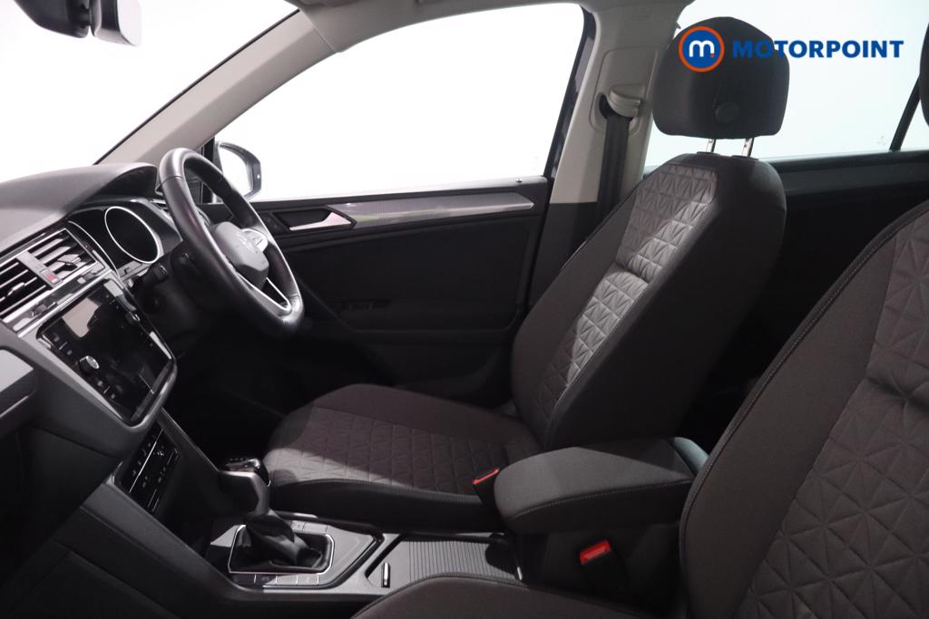 Volkswagen Tiguan Life Automatic Petrol SUV - Stock Number (1598637) - 14th supplementary image