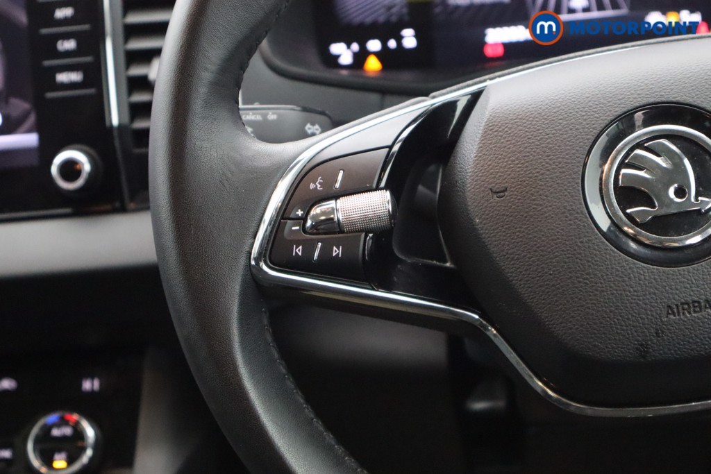 Skoda Karoq Se Drive Manual Petrol SUV - Stock Number (1599338) - 6th supplementary image
