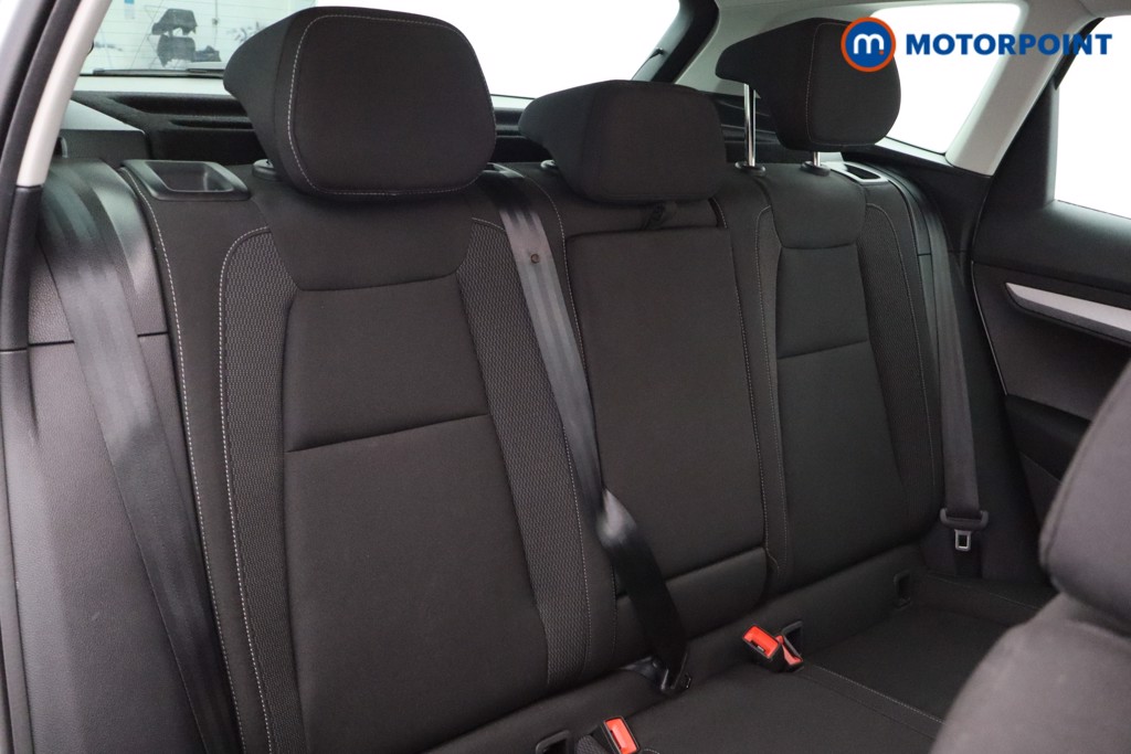 Skoda Karoq Se Drive Manual Petrol SUV - Stock Number (1599338) - 10th supplementary image