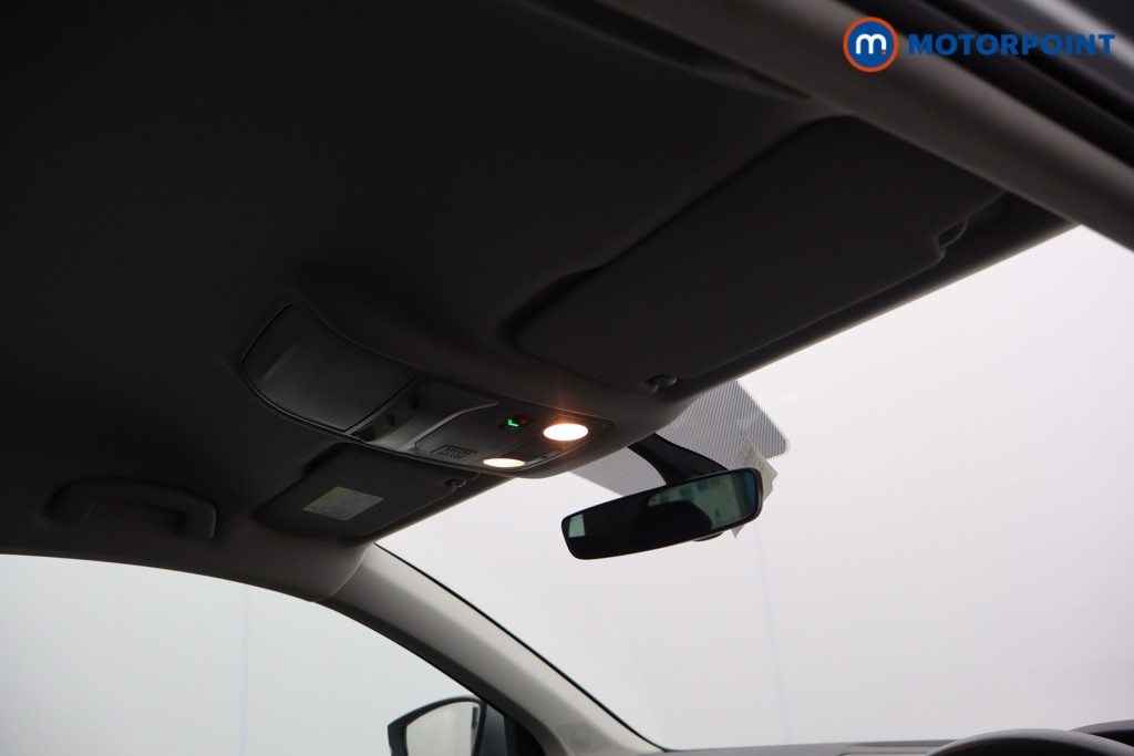 Skoda Karoq Se Drive Manual Petrol SUV - Stock Number (1599338) - 15th supplementary image