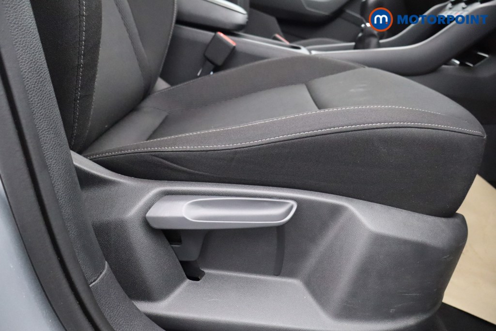 Skoda Karoq Se Drive Manual Petrol SUV - Stock Number (1599338) - 16th supplementary image