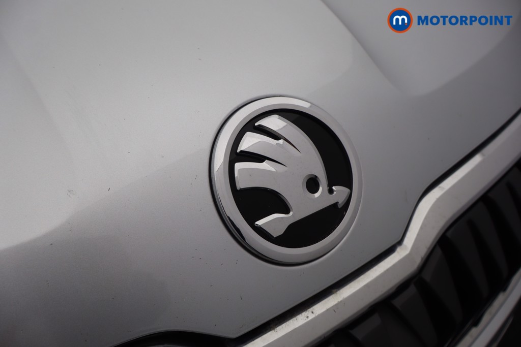 Skoda Karoq Se Drive Manual Petrol SUV - Stock Number (1599338) - 26th supplementary image