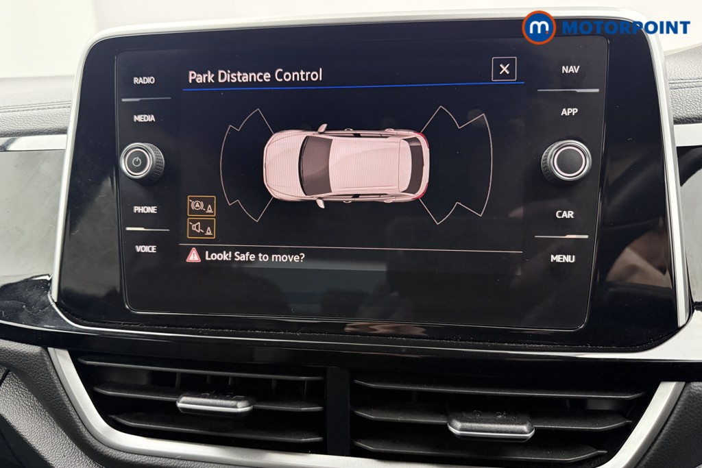 Volkswagen T-Roc R-Line Manual Petrol SUV - Stock Number (1600280) - 13th supplementary image