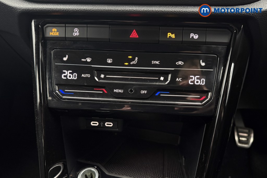Volkswagen T-Roc R-Line Manual Petrol SUV - Stock Number (1600280) - 14th supplementary image