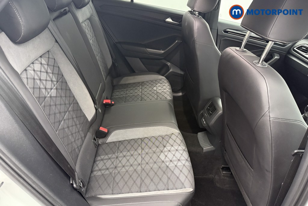 Volkswagen T-Roc R-Line Manual Petrol SUV - Stock Number (1600280) - 23rd supplementary image