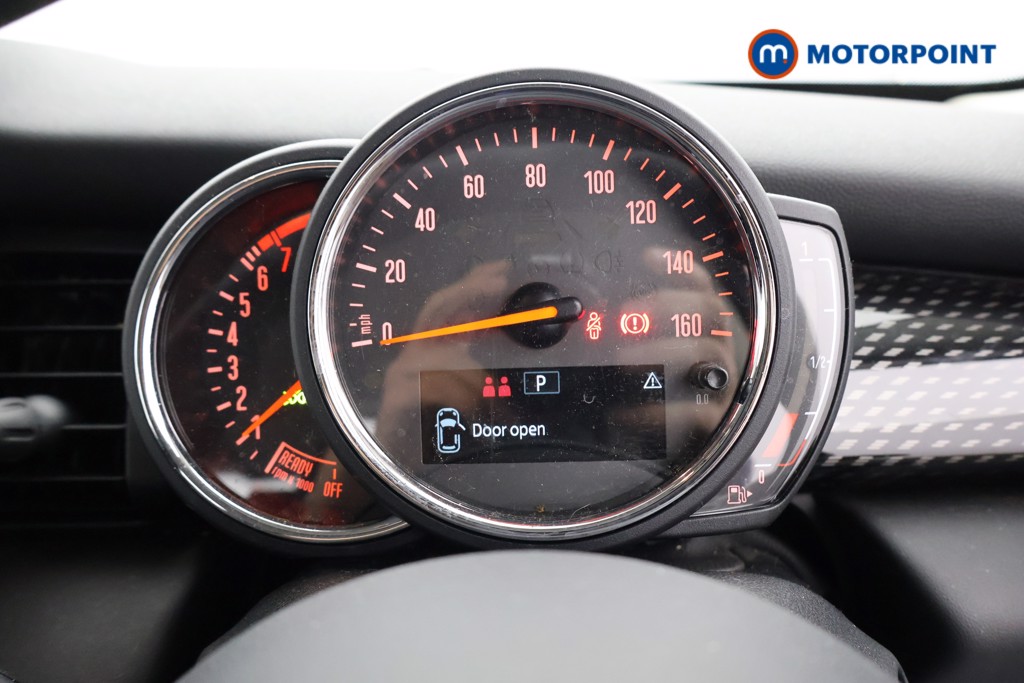 Mini Hatchback Cooper S Classic Automatic Petrol Hatchback - Stock Number (1601182) - 4th supplementary image