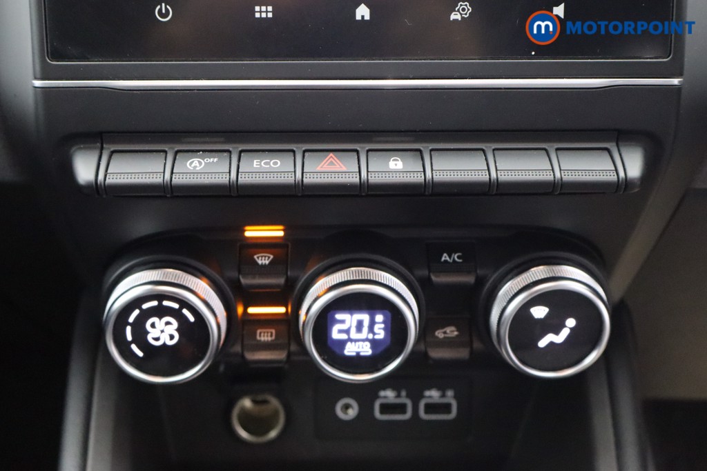 Renault Clio Evolution Manual Petrol Hatchback - Stock Number (1601232) - 3rd supplementary image