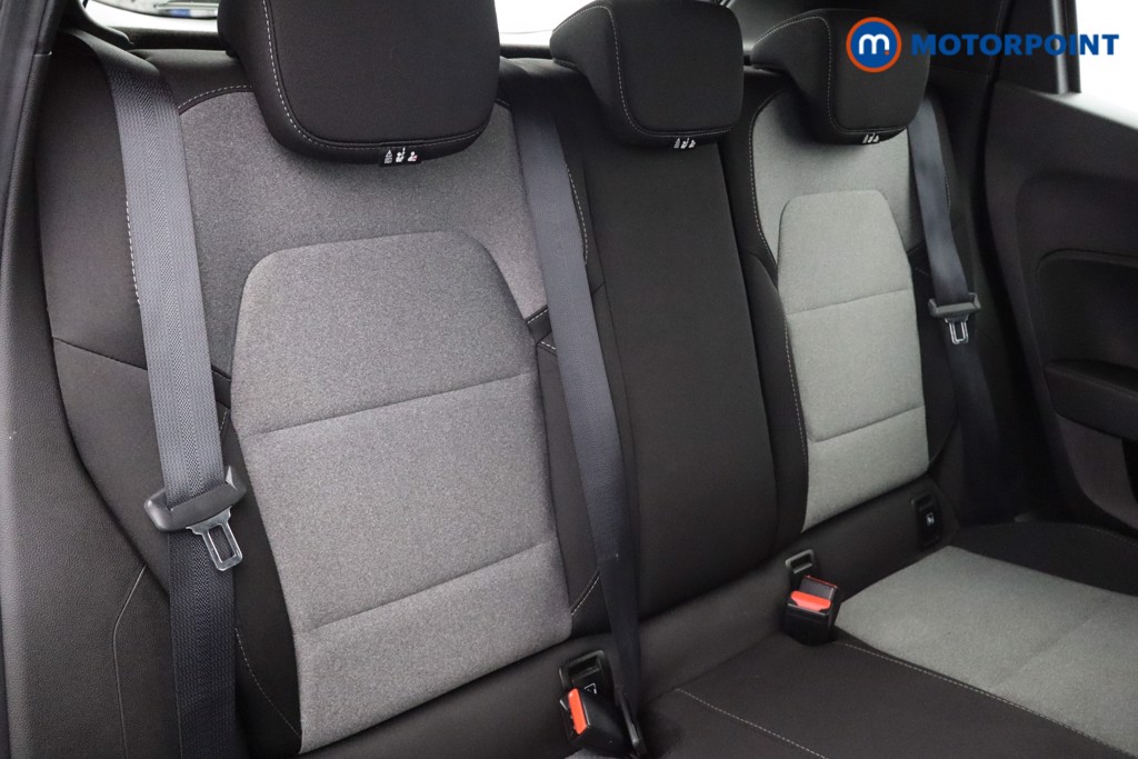 Renault Clio Evolution Manual Petrol Hatchback - Stock Number (1601232) - 11th supplementary image