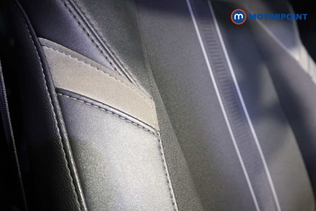 Vauxhall Astra GS Manual Petrol Hatchback - Stock Number (1601366) - 14th supplementary image