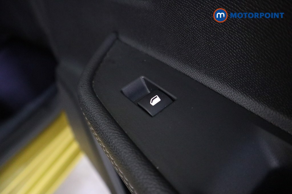 Vauxhall Astra GS Manual Petrol Hatchback - Stock Number (1601366) - 18th supplementary image