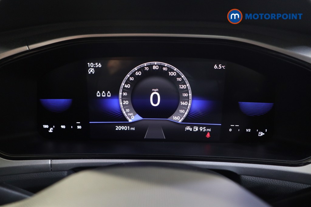 Volkswagen T-Roc Life Manual Petrol SUV - Stock Number (1602147) - 5th supplementary image