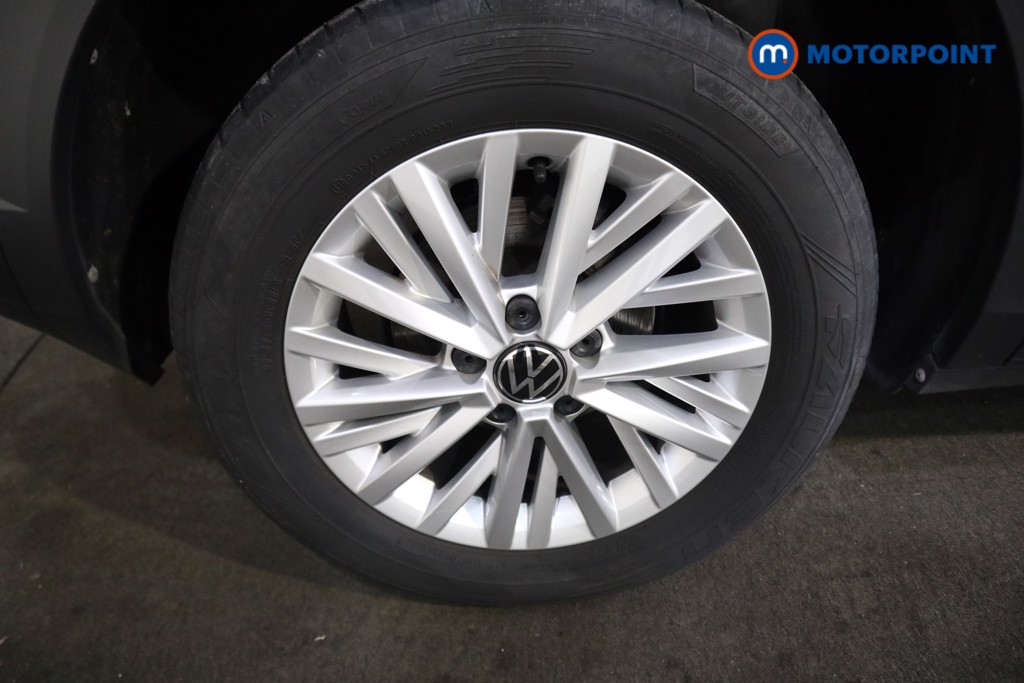 Volkswagen T-Roc Life Manual Petrol SUV - Stock Number (1602147) - 19th supplementary image