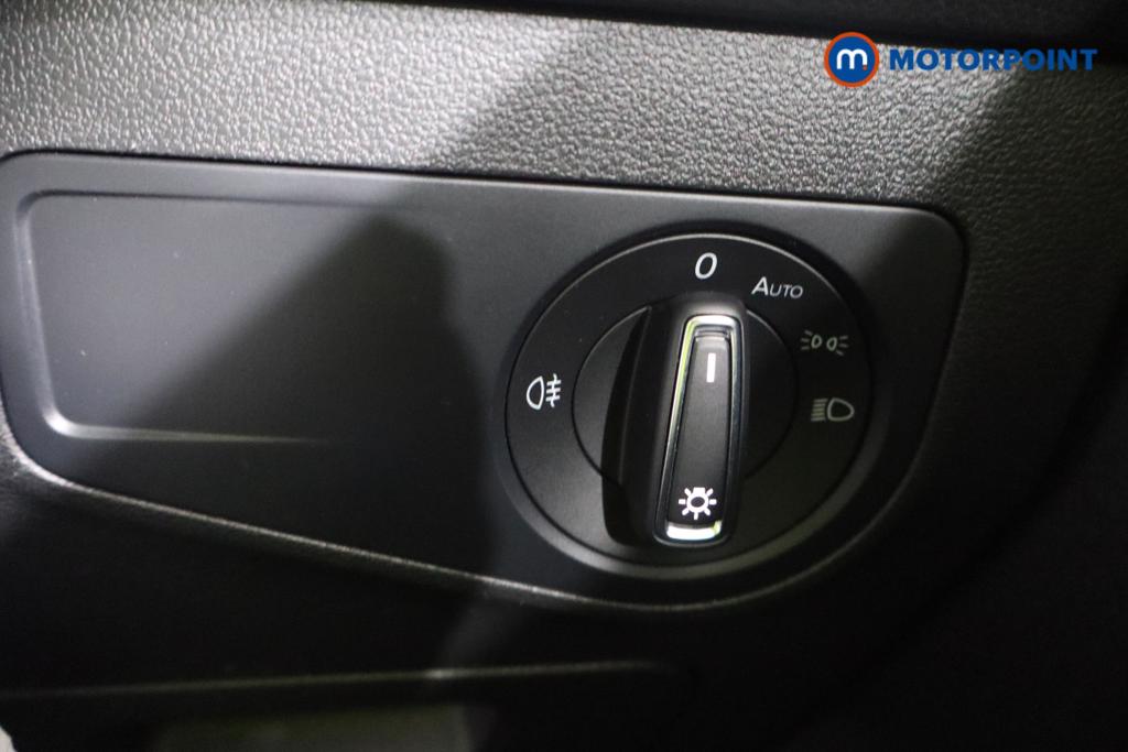Volkswagen Tiguan Life Automatic Petrol SUV - Stock Number (1602162) - 10th supplementary image