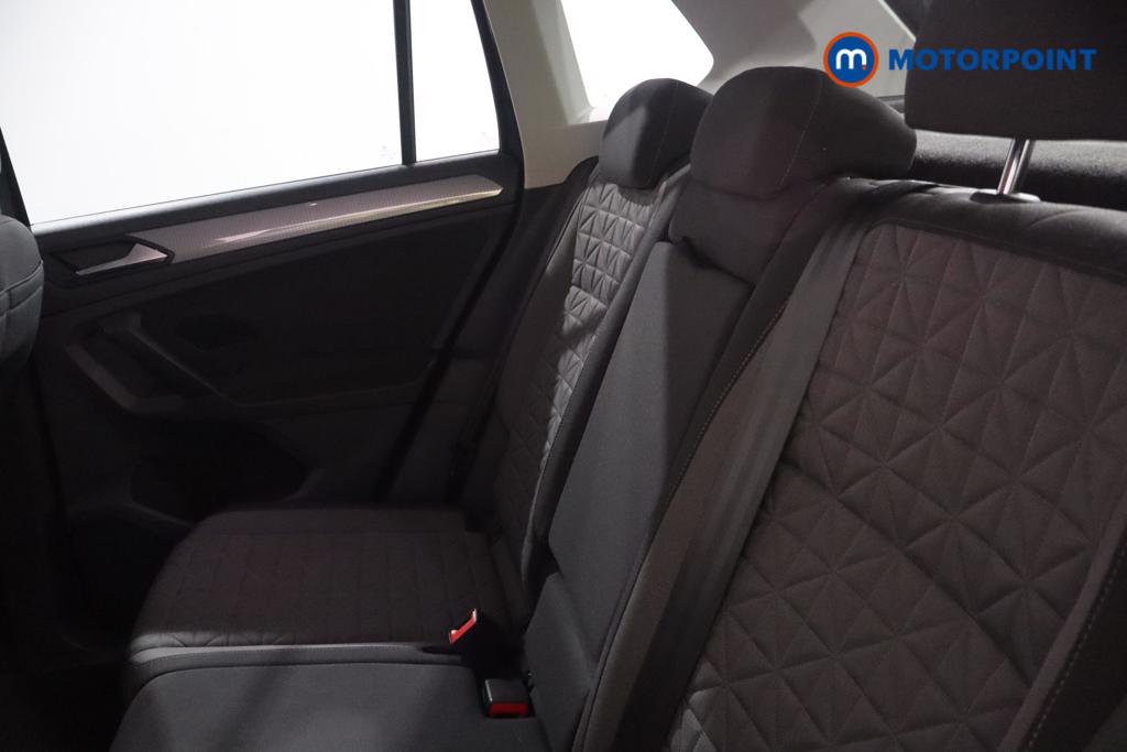 Volkswagen Tiguan Life Automatic Petrol SUV - Stock Number (1602162) - 15th supplementary image