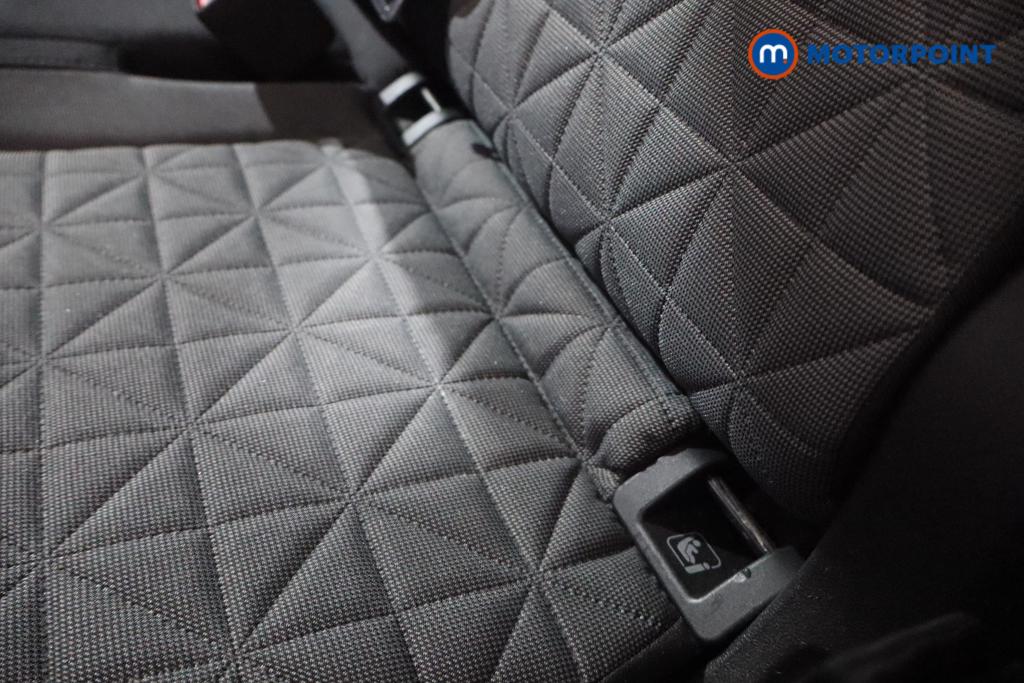 Volkswagen Tiguan Life Automatic Petrol SUV - Stock Number (1602162) - 16th supplementary image